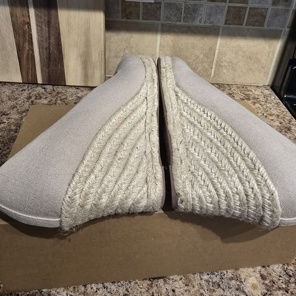 J.Crew Canvas Espadrille Wedges - Picture 4 of 7